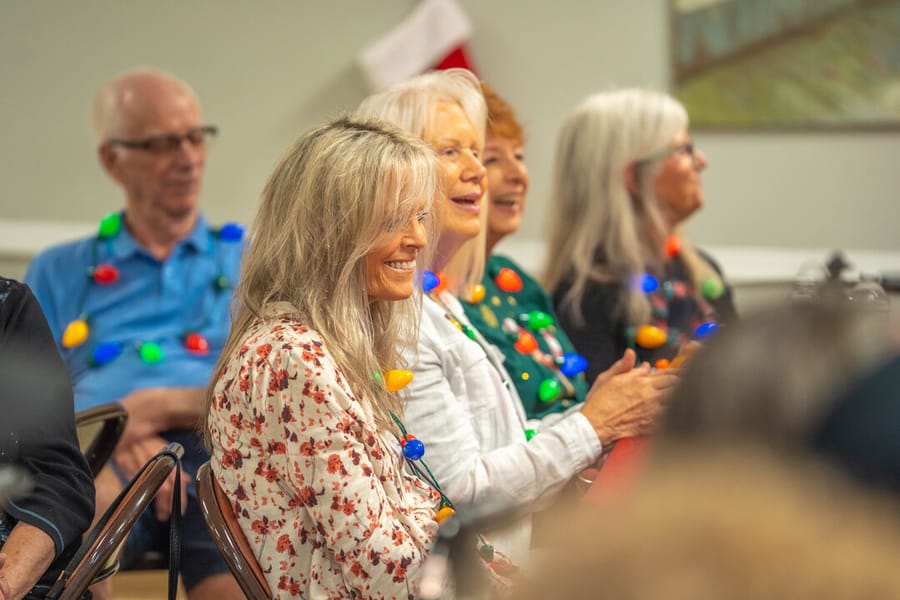 LG_SeniorGivingTree-21