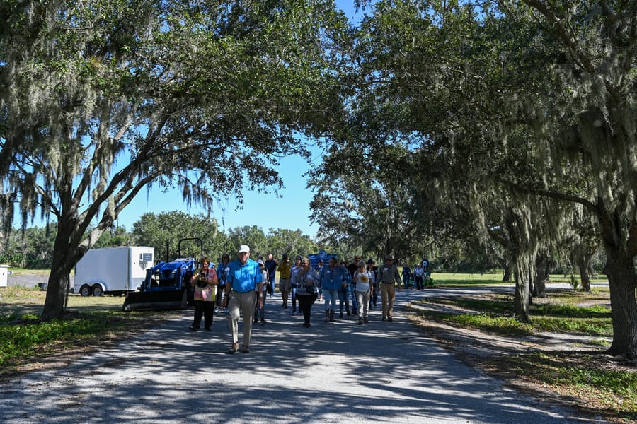 20251113_FarmTour_1710_SD