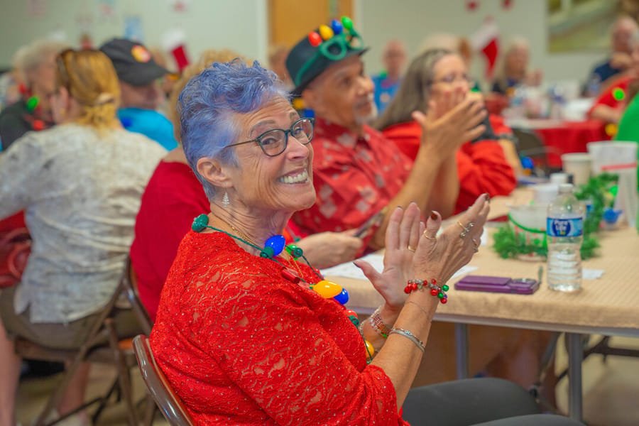 LG_SeniorGivingTree-28