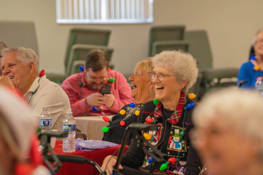LG_SeniorGivingTree-35
