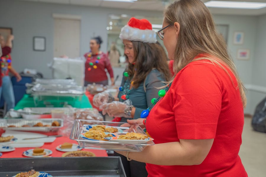LG_SeniorGivingTree