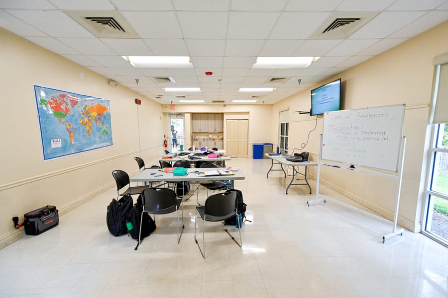 20250918_ColonialOaksPark_0022_SD