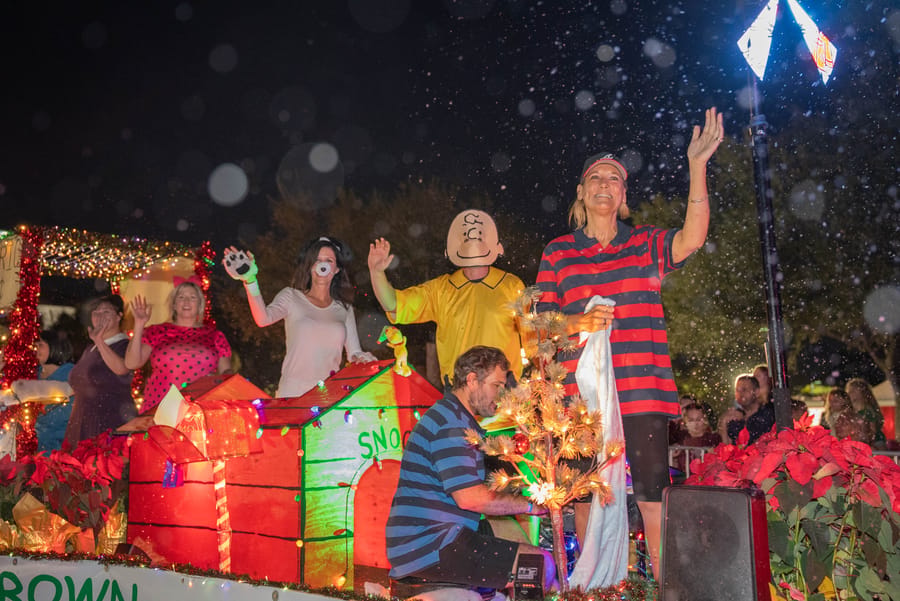 PoinsettiaParade_CD (14)