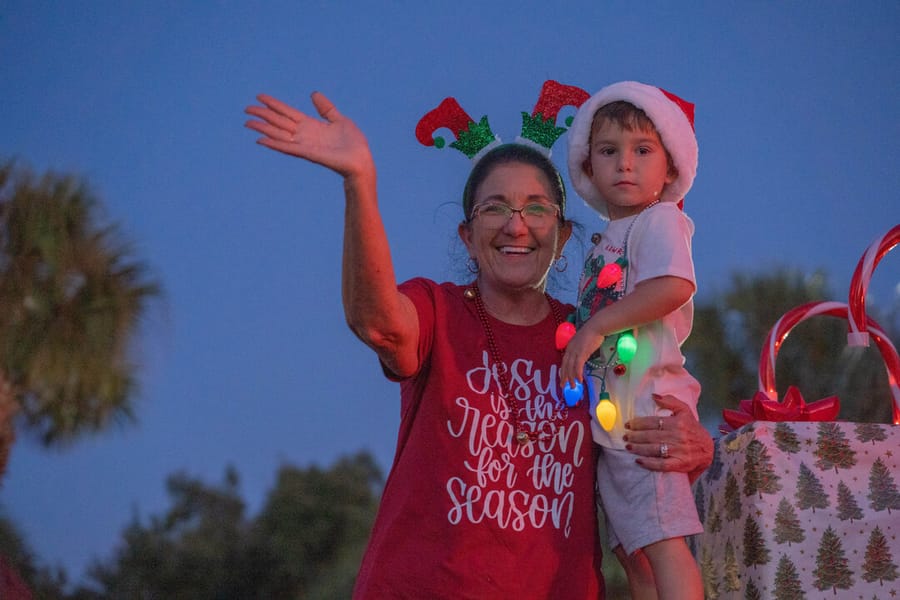 PoinsettiaParade_LG-51