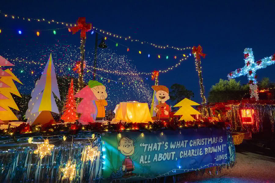 PoinsettiaParade_LG-54