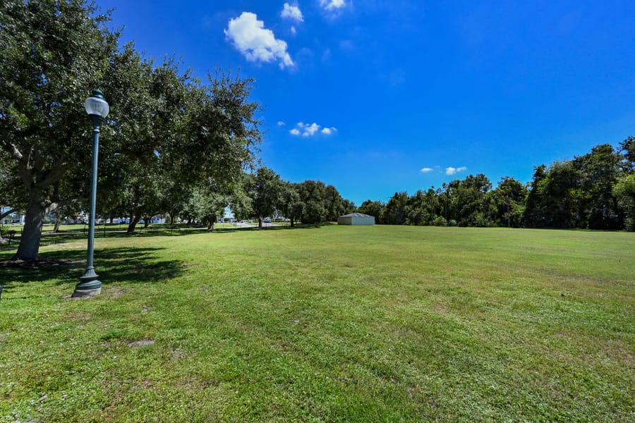 20250924_PhillippiEstatesPark_0007_SD