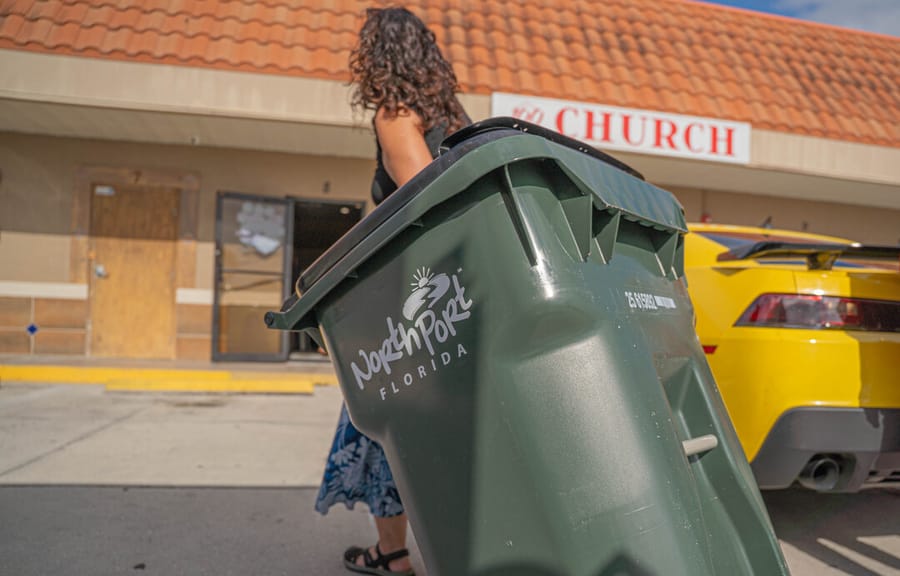 100ChurchDropOff_CD_LG_ (7)