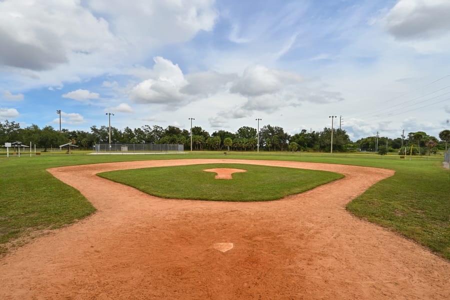 20250922_NewtownEstatesPark_0047_SD