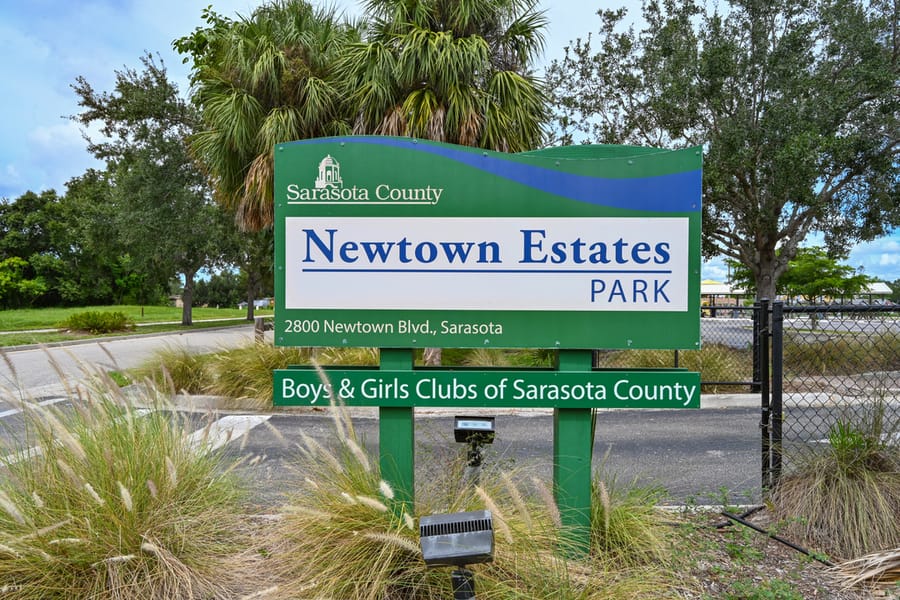 20250922_NewtownEstatesPark_0011_SD