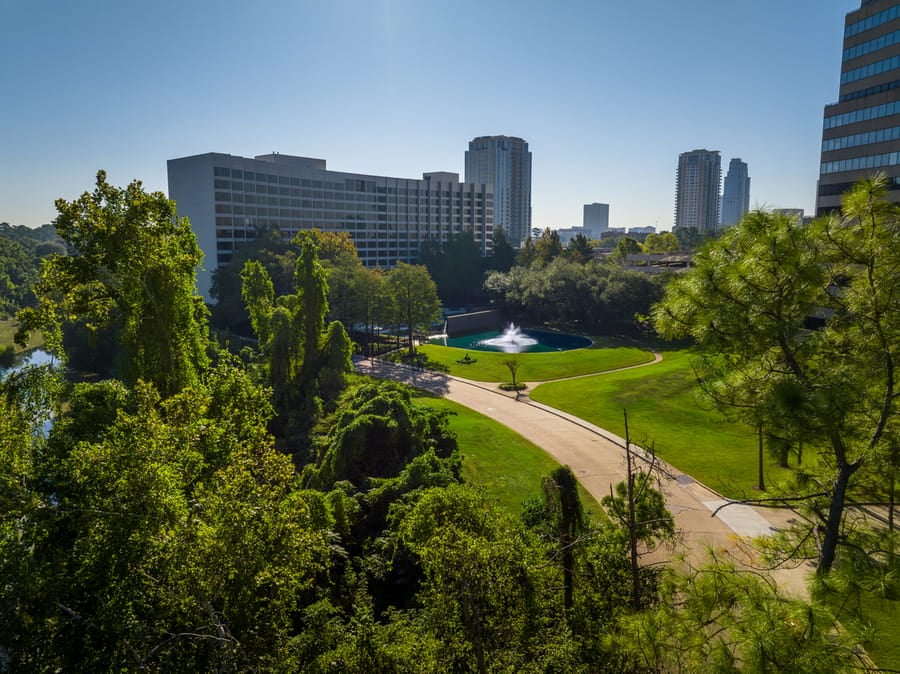 Omni_Houston_Hotel_Galleria_1