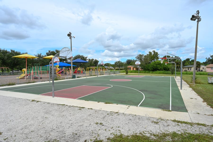 20250922_NewtownEstatesPark_0074_SD