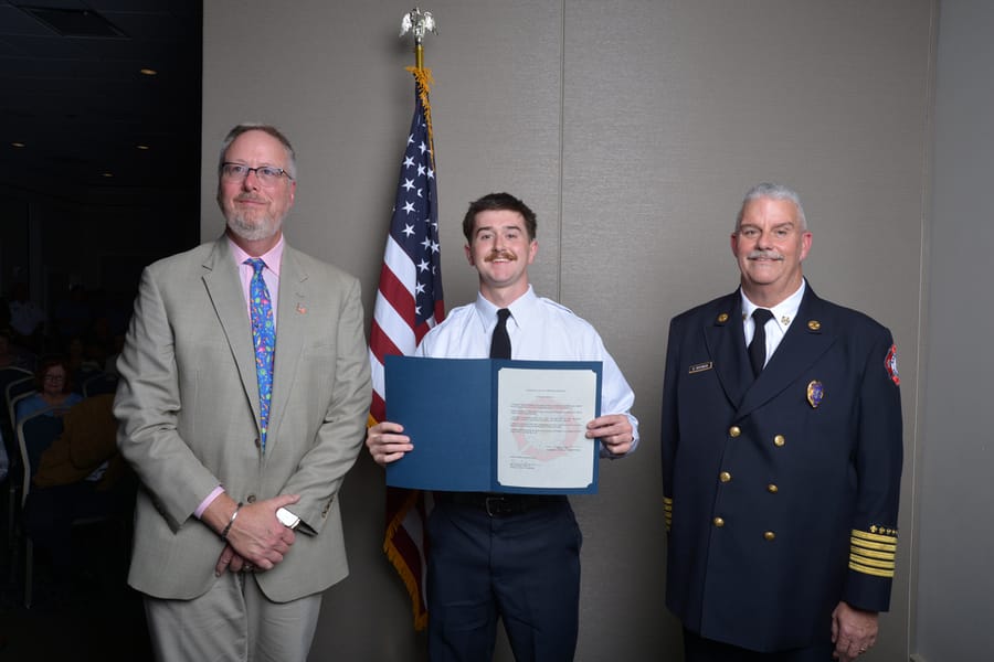 20260109_SCFDBadgePinningC1025_0086_SD