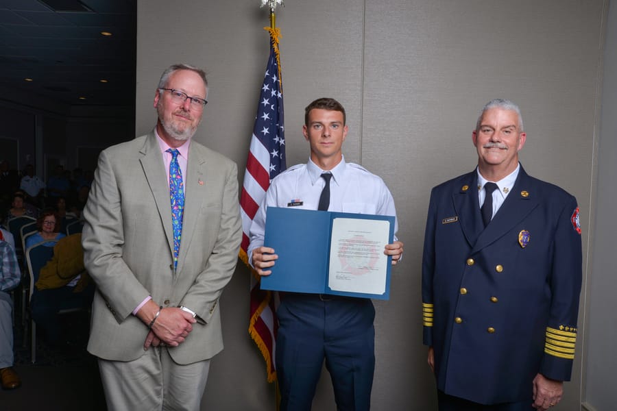 20260109_SCFDBadgePinningC1025_0087_SD