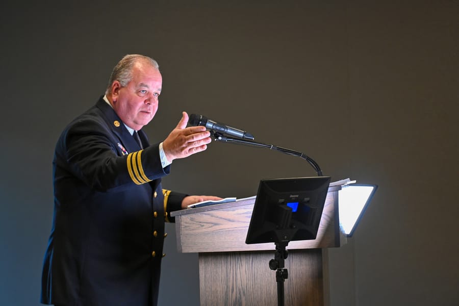 20260109_SCFDBadgePinningC1025_0051_SD