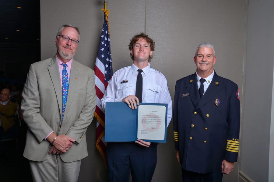 20260109_SCFDBadgePinningC1025_0074_SD