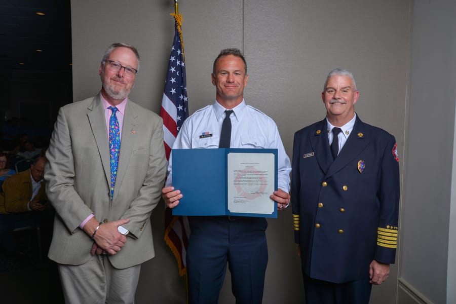 20260109_SCFDBadgePinningC1025_0084_SD