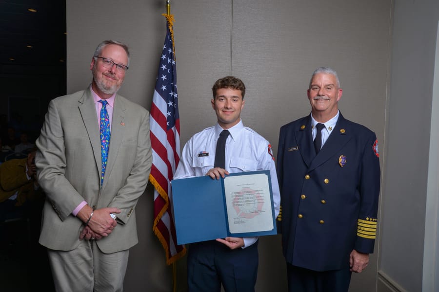 20260109_SCFDBadgePinningC1025_0078_SD