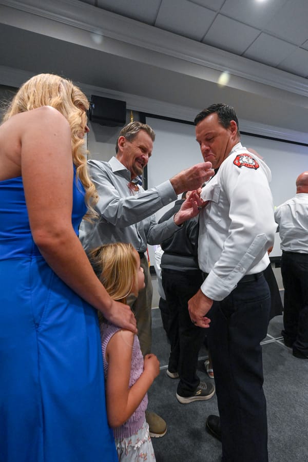 20260109_SCFDBadgePinningC1025_0042_SD