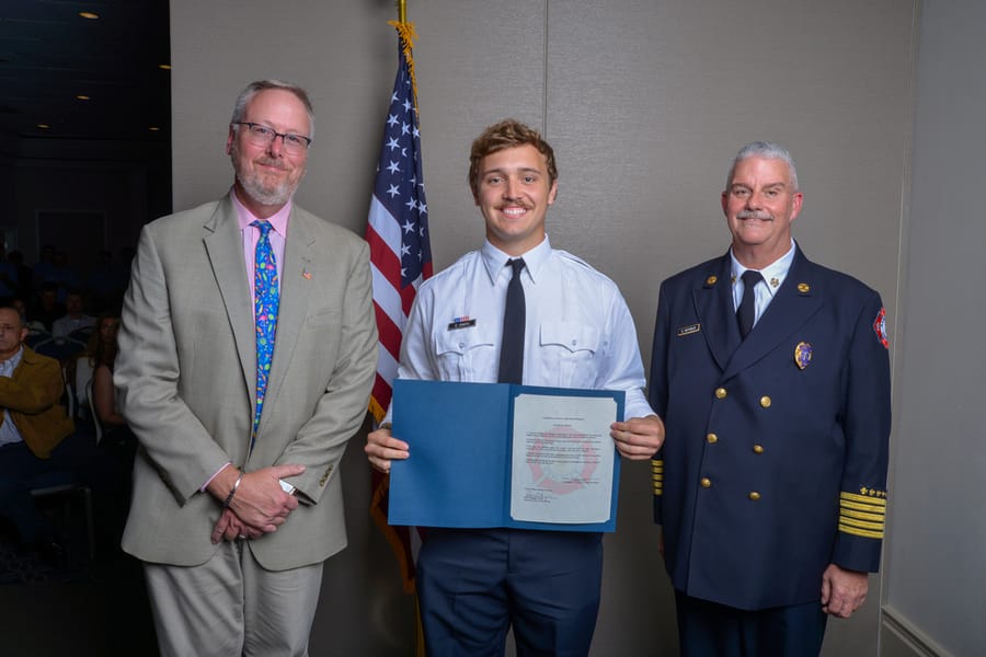 20260109_SCFDBadgePinningC1025_0068_SD