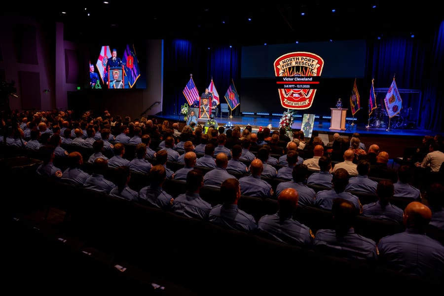 Victor Cleveland Funeral Service_CD-48