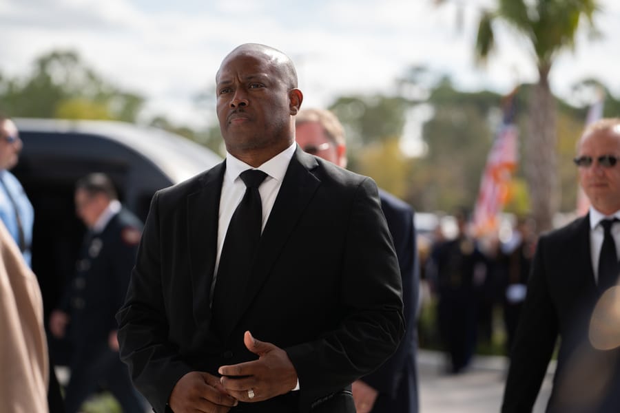 Victor Cleveland Funeral Service_IY_eCD-38
