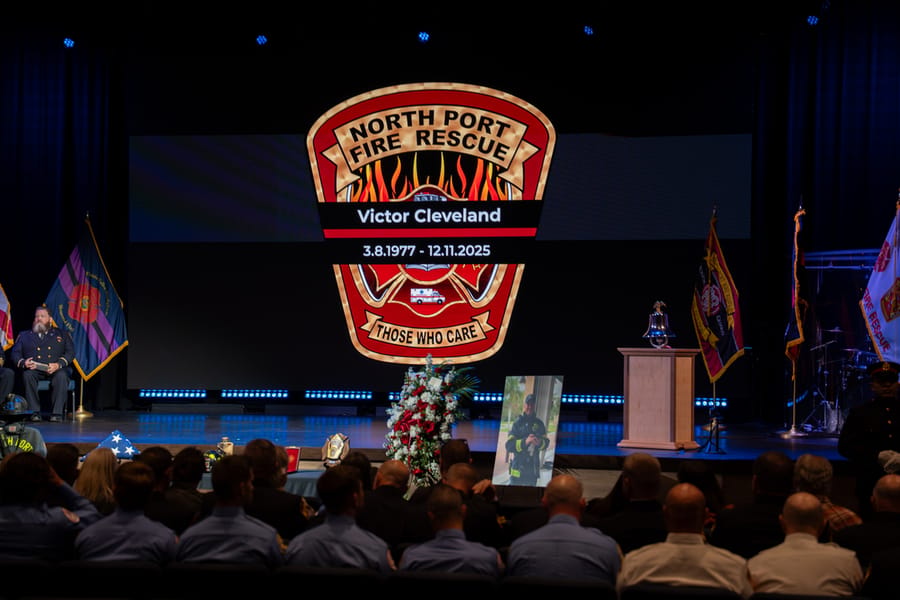 Victor Cleveland Funeral Service_CD-42