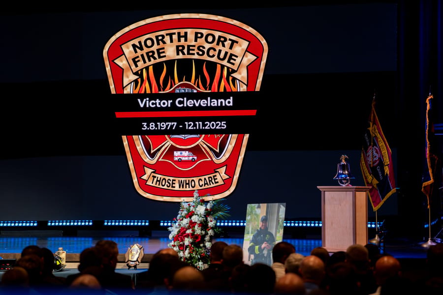 Victor Cleveland Funeral Service_IY_eCD-50