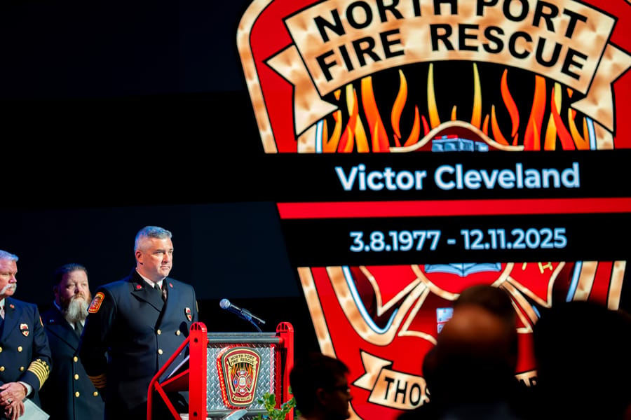 Victor Cleveland Funeral Service_IY_eCD-51