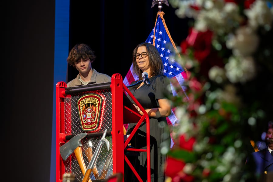 Victor Cleveland Funeral Service_CD-107