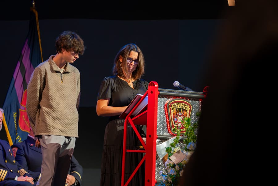 Victor Cleveland Funeral Service_CD-113