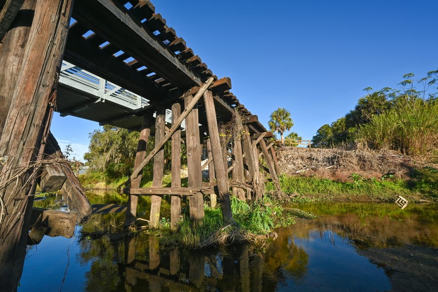 20260121_RailroadTrestleLegacyTrailPinecraft 0001_SD