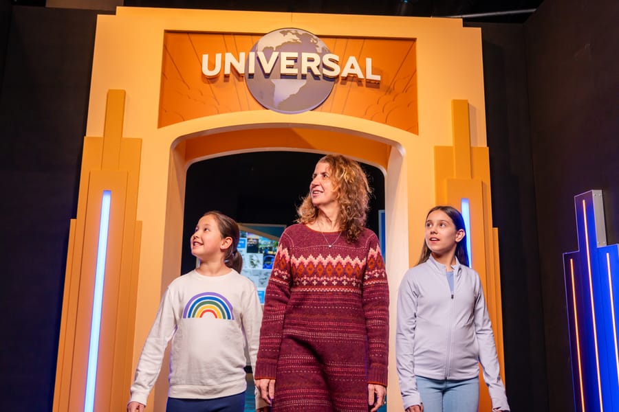 Universal Theme Parks: The Exhibition