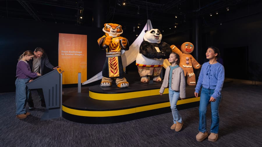 Universal Theme Parks: The Exhibition