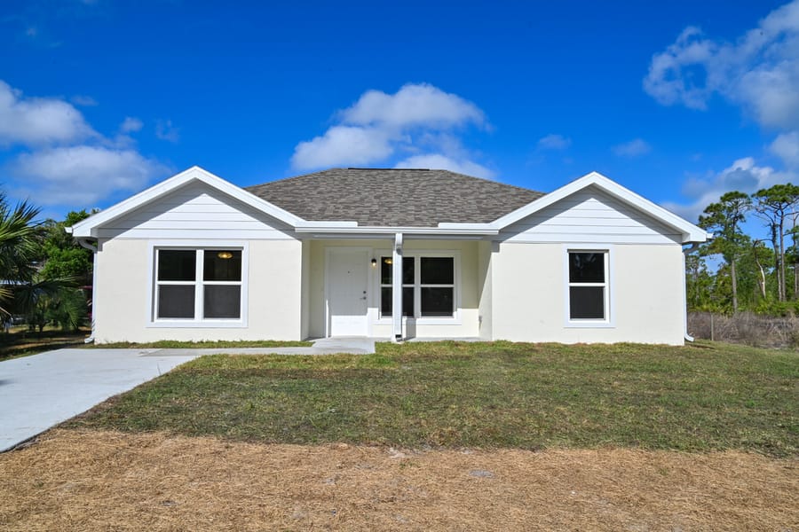 20260330_RibbonCuttingResilientSRQ_138_SD