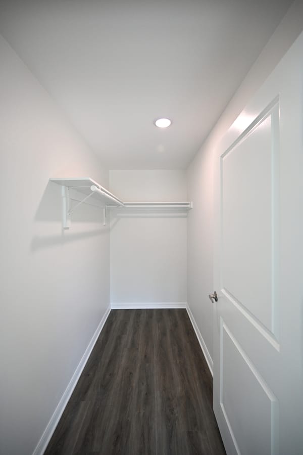 20260330_RibbonCuttingResilientSRQ_321_SD