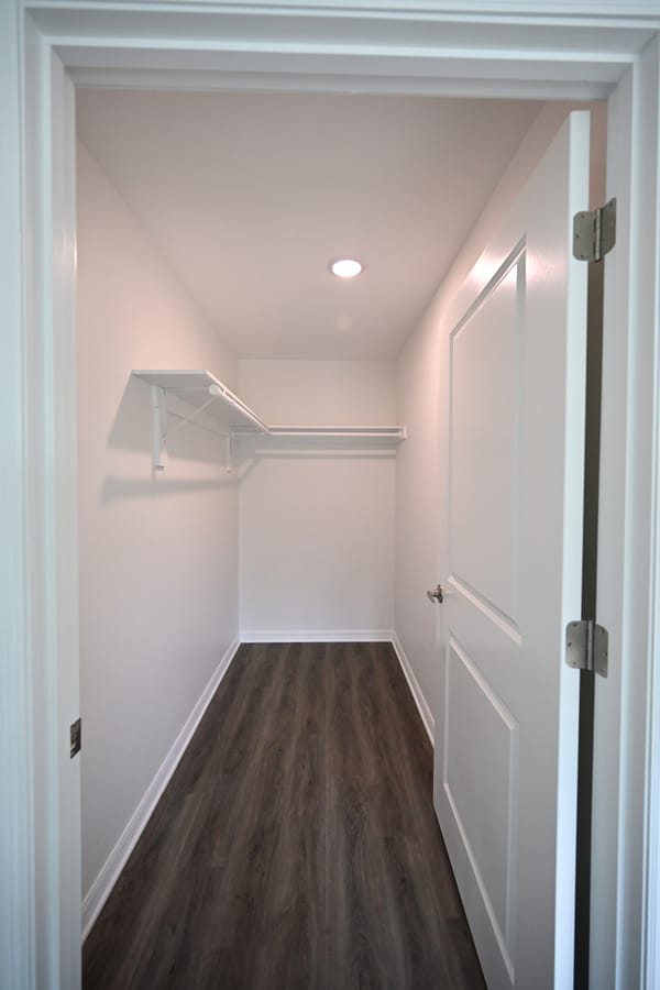 20260330_RibbonCuttingResilientSRQ_322_SD