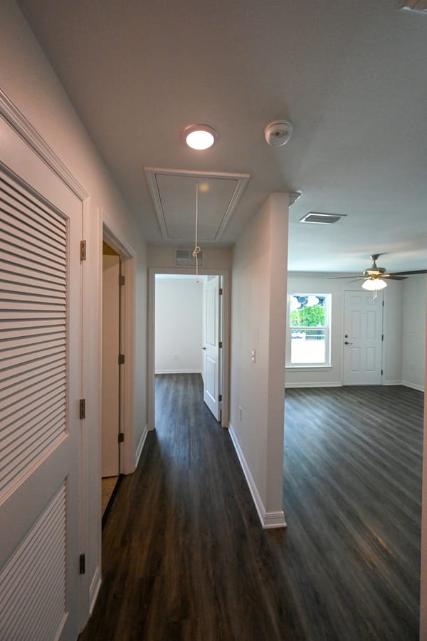 20260330_RibbonCuttingResilientSRQ_289_SD