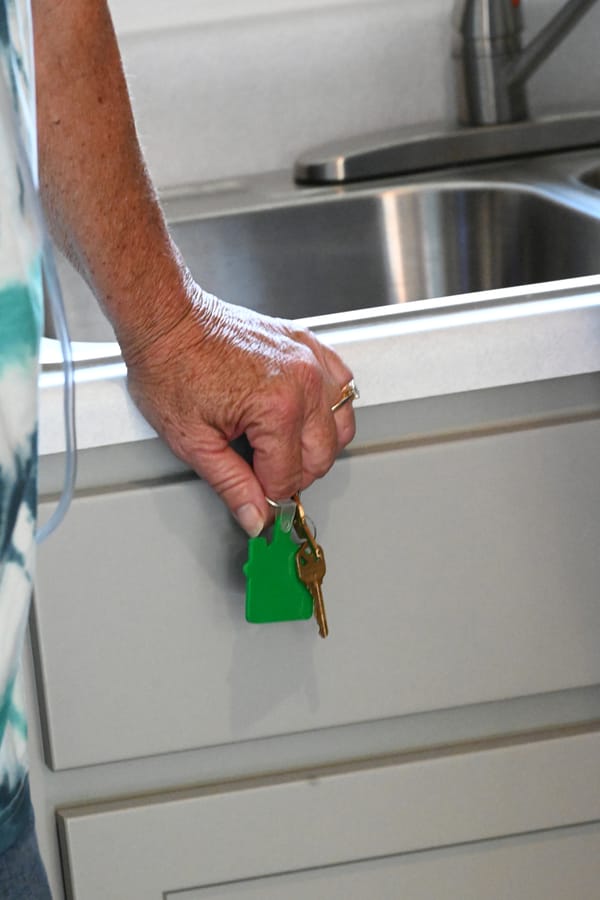 20260329_RibbonCuttingResilientSRQ_101_SD