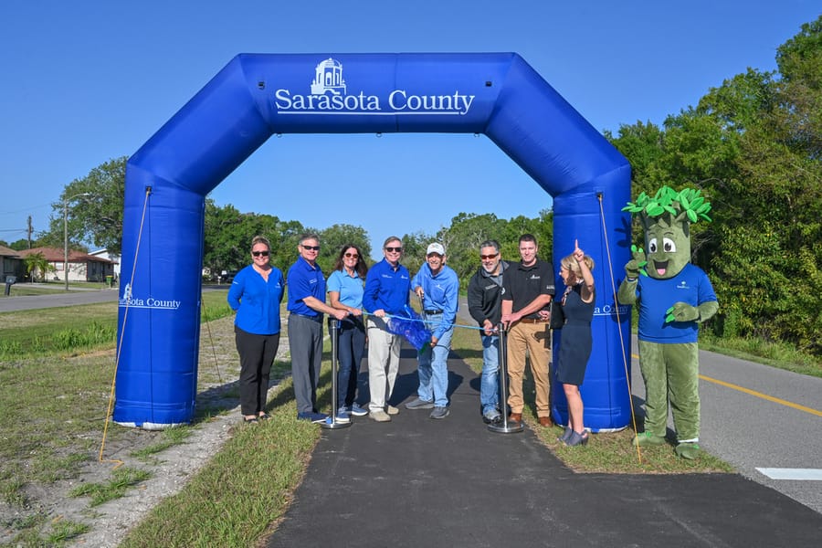 20260331_LTEBifurcatedTrailRibbon-Cutting_024_SD