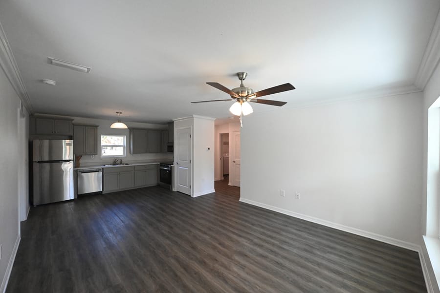 20260330_RibbonCuttingResilientSRQ_282_SD