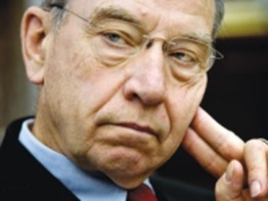 090127_grassley_coller_2001