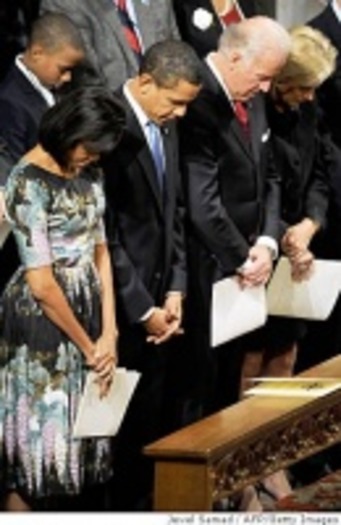 obama_prayer_2001