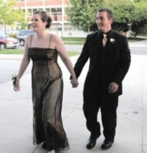 tyler_frost_prom_date_2001