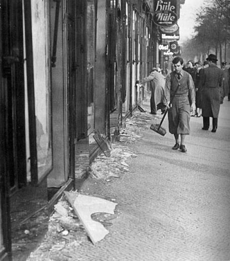 Cleaning_the_street_after_Kristallnacht