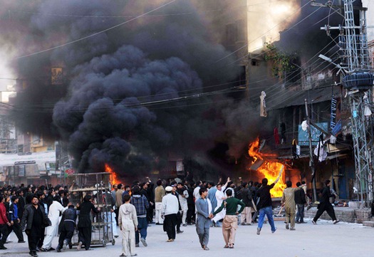 PAKISTAN-RELIGION-SHIITE-ASHURA-CLASH