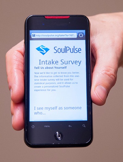 Smart phone using the SoulPulse app on Jan. 6, 2014. (Sean Flynn/UConn Photo)