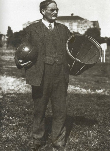 512px-Dr._James_Naismith