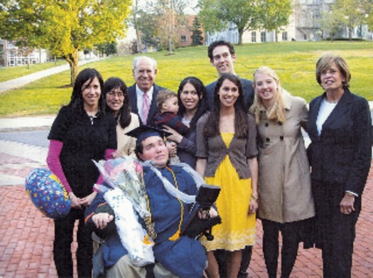 Eyal_graduation_family-1