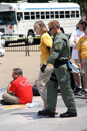 RNS-FAITH-DEPORmthumb