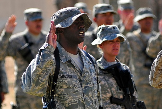 Mass re-enlistment in Iraq